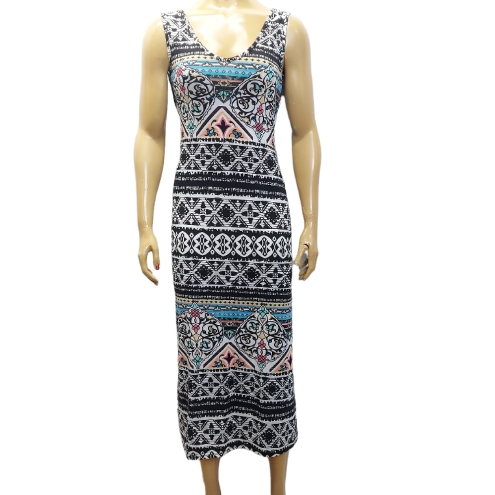 Blue Star Abstract Print Open Back Maxi Dress - Picture 7 of 10